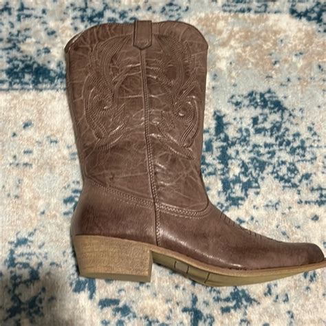 american eagle outfitters booties|american eagle cowboy boot slippers.